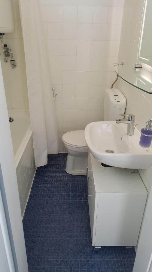 Bei Lkh Graz,1X Parkplatz,15 Stock! Appartamento Esterno foto