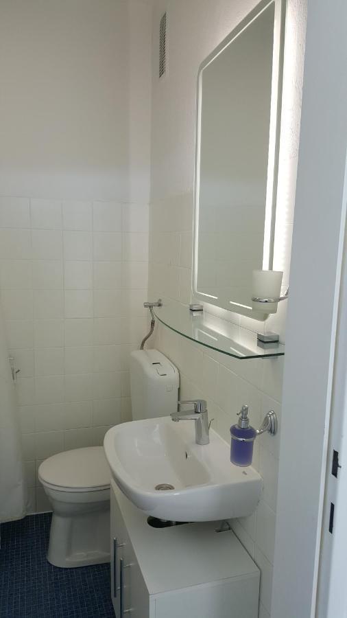 Bei Lkh Graz,1X Parkplatz,15 Stock! Appartamento Esterno foto